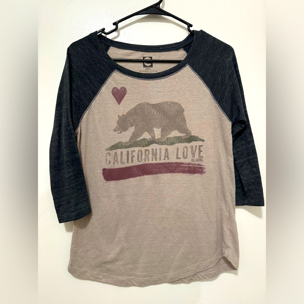 Women's - Billabong 3/4 Baseball Graphic Tee California Bear Love - Small